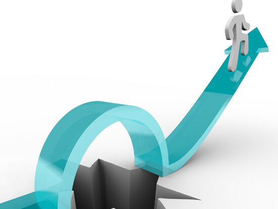 4 Pitfalls for Middle-Market Businesses and 5 Ways to Avoid Them