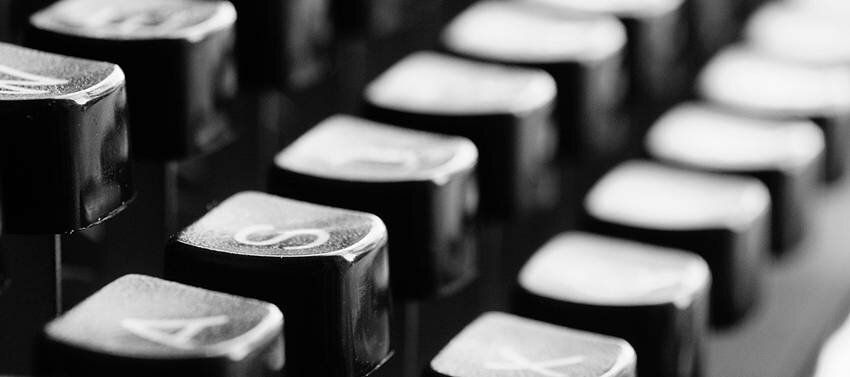 typewriter-726965_1280